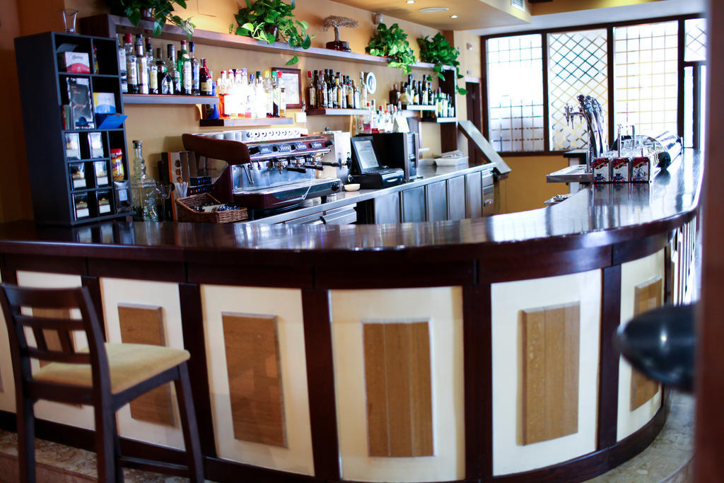 Hotel Rocio บียาฟรังกา เด กอร์โดบา ภายนอก รูปภาพ