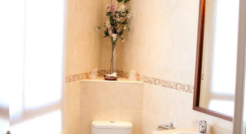 Hotel Rocio บียาฟรังกา เด กอร์โดบา ภายนอก รูปภาพ